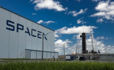 SpaceX(SPCX)股价下跌，公司准备9月关键星舰第14次测试