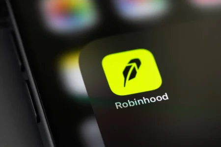 Robinhood（HOOD）链创DEX交易量新高，日收入超越以太坊