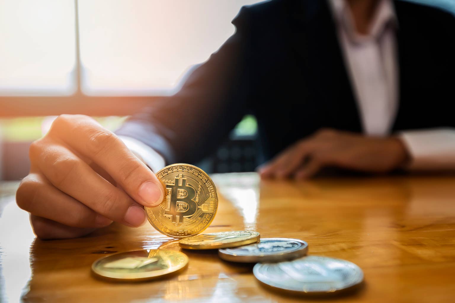 比特币跻身主流投资组合 标准配置地位确立