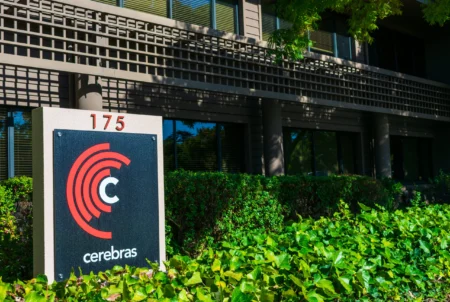 Cerebras Systems (CBRS) 股价上涨，芬兰AI设施达到165兆瓦里程碑