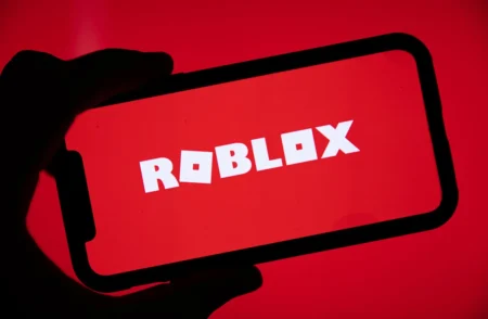 Roblox (RBLX)股价因欧盟数字服务法案分类而攀升