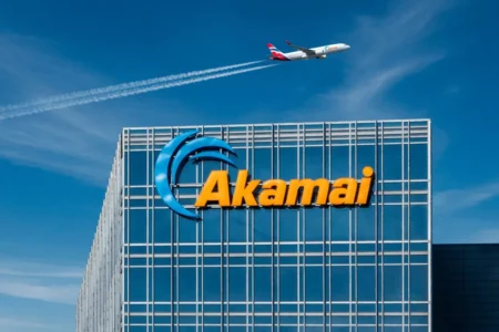 Akamai (AKAM) 股价因与 Anthropic 达成200亿美元云计算合作而飙升3%