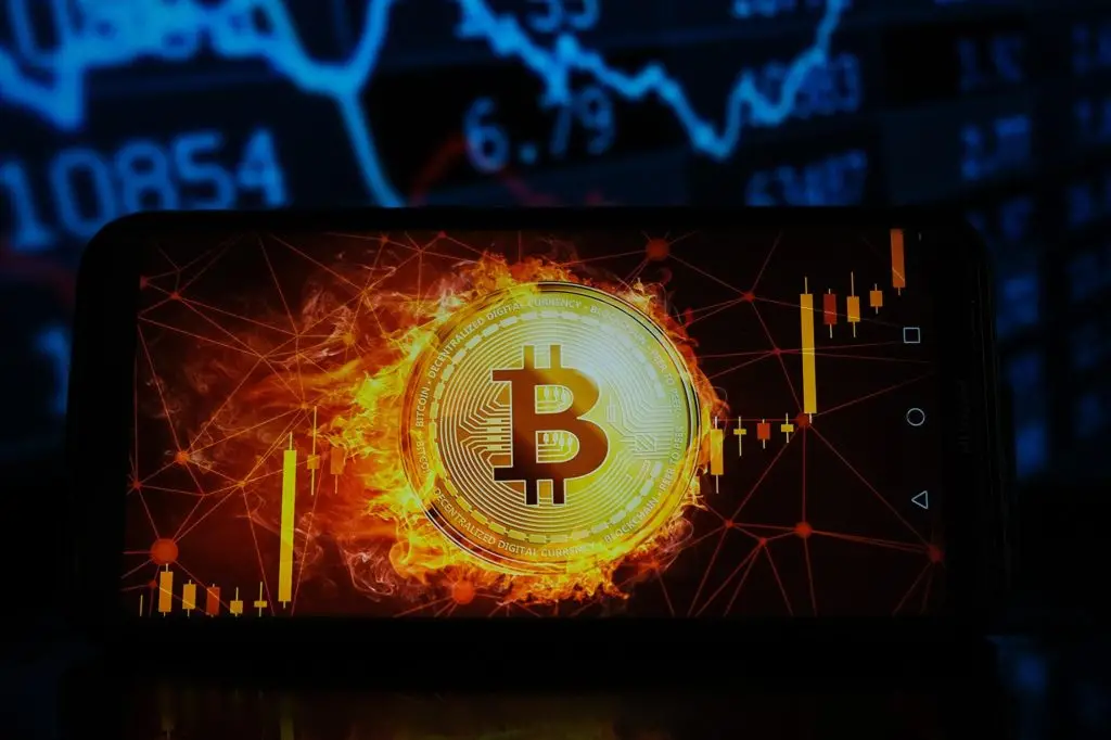 Benson Sun：比特币牛市或呈慢牛格局 机构资金动向成关键指标